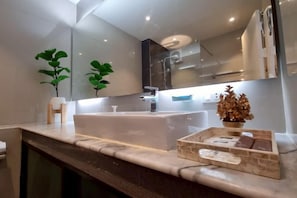 Bathroom - Your Sea Beach condotel (Pattaya)
