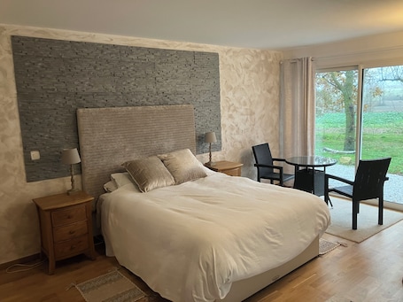 Superior Double Room, Garden View | Free WiFi