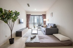 Apartment (1 Bedroom) | Interior