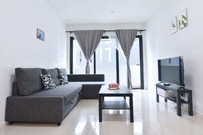 Apartment (1 Bedroom) | Front of property