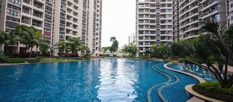 Comfy 3BR Apt in Danga Bay, Free Parking, Sea View