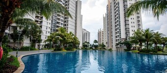 A Stylish 2BR Suite, Water Views, Free Parking