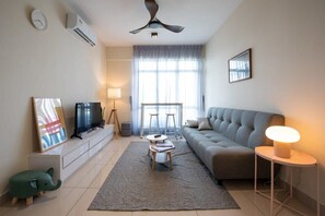 Apartment (3 Bedrooms) | Interior - Modern & Cozy 3BR Apt ARC at Austin, Free Parking (Johor Bahru)