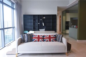 Interior - A Stylish 2BR Home, 5min Walk to Klcc (Kuala Lumpur)