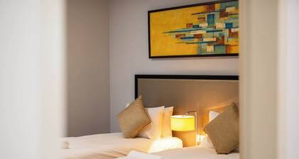 Spacious 3BR Somerset Suite in Puteri Harbour