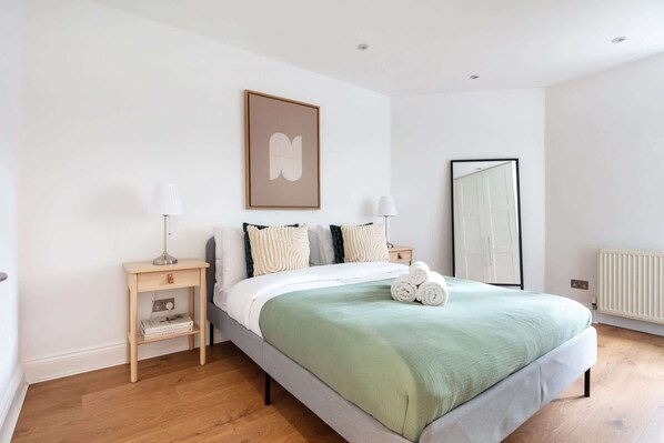 1 bedroom, desk, iron/ironing board, travel cot