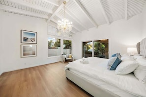 3 habitaciones, tabla de planchar con plancha y wifi gratis 