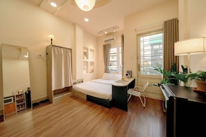 1 bedroom, iron/ironing board, WiFi