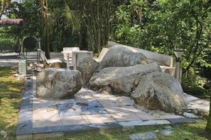 Garden - Blue Robin Homestay. (Taiping)