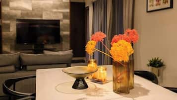 Villa, 4 Bedrooms | Living area