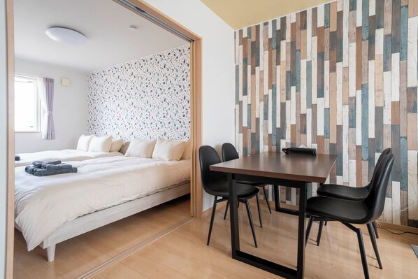 In-room dining - LAMBRUSCO (Kamifurano)