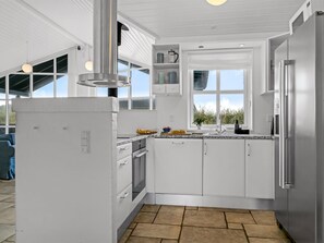 Fridge, dishwasher, cookware/dishes/utensils