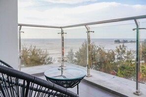 Room - Bay Resort by Evernent (Miri)