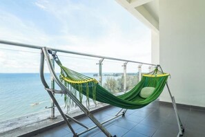 Room - Bay Resort by Evernent (Miri)