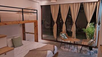 2 多间卧室、熨斗/熨衣板、WiFi、床单