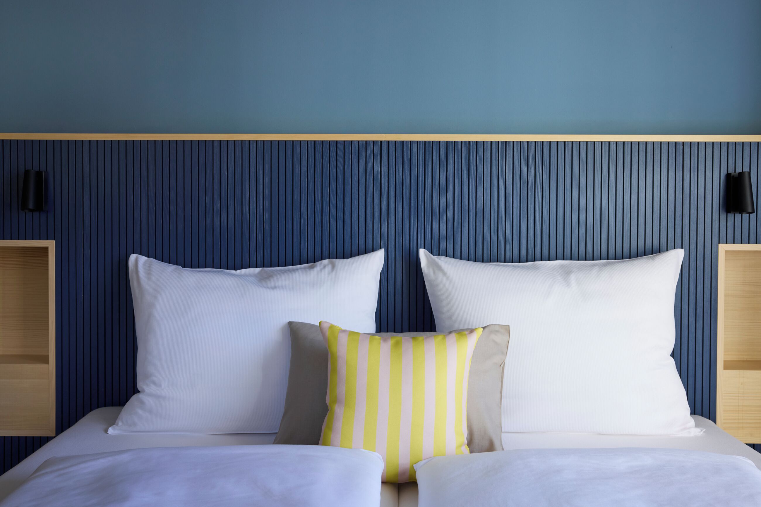 Ropa de cama hipoalergénica y minibar 