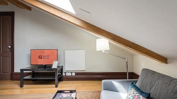 Departamento (Apartment - Attic)