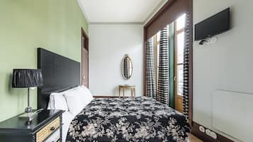 Apartment (Apartment with Balcony)