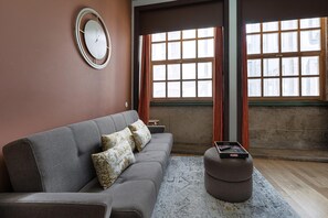 Apartment (One-Bedroom Apartment) | Living room - Guestready - Belle Epoque Apartments (Porto)