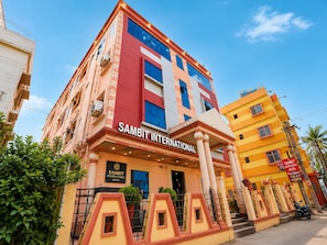 Exterior - Hotel Sam-bit International Puri - Walking Distance To Golden Sea Beach (Puri)