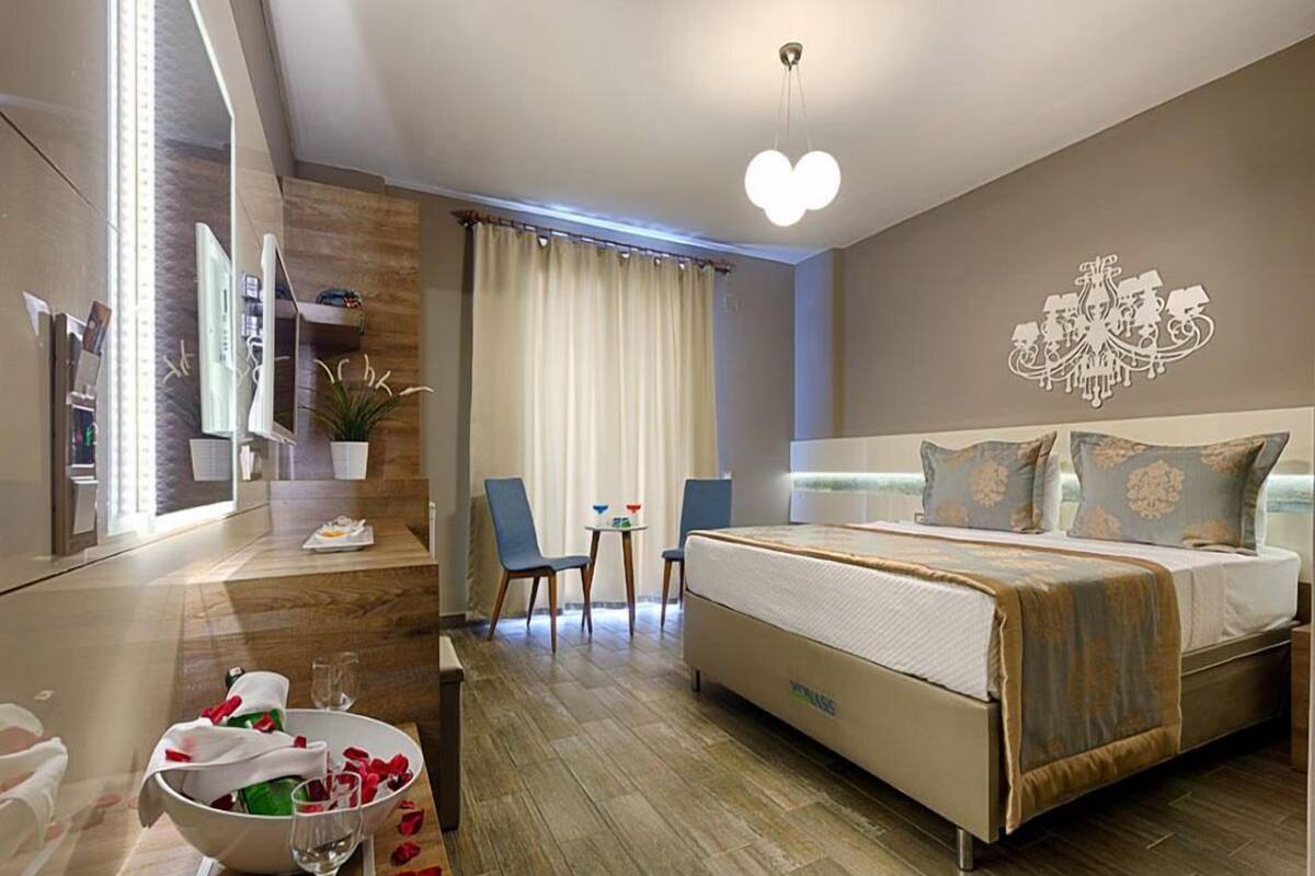 Standard Room, 1 Double Bed | Free WiFi, bed sheets