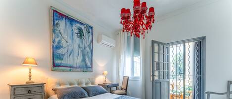 2 slaapkamers, een strijkplank/strijkijzer, wifi