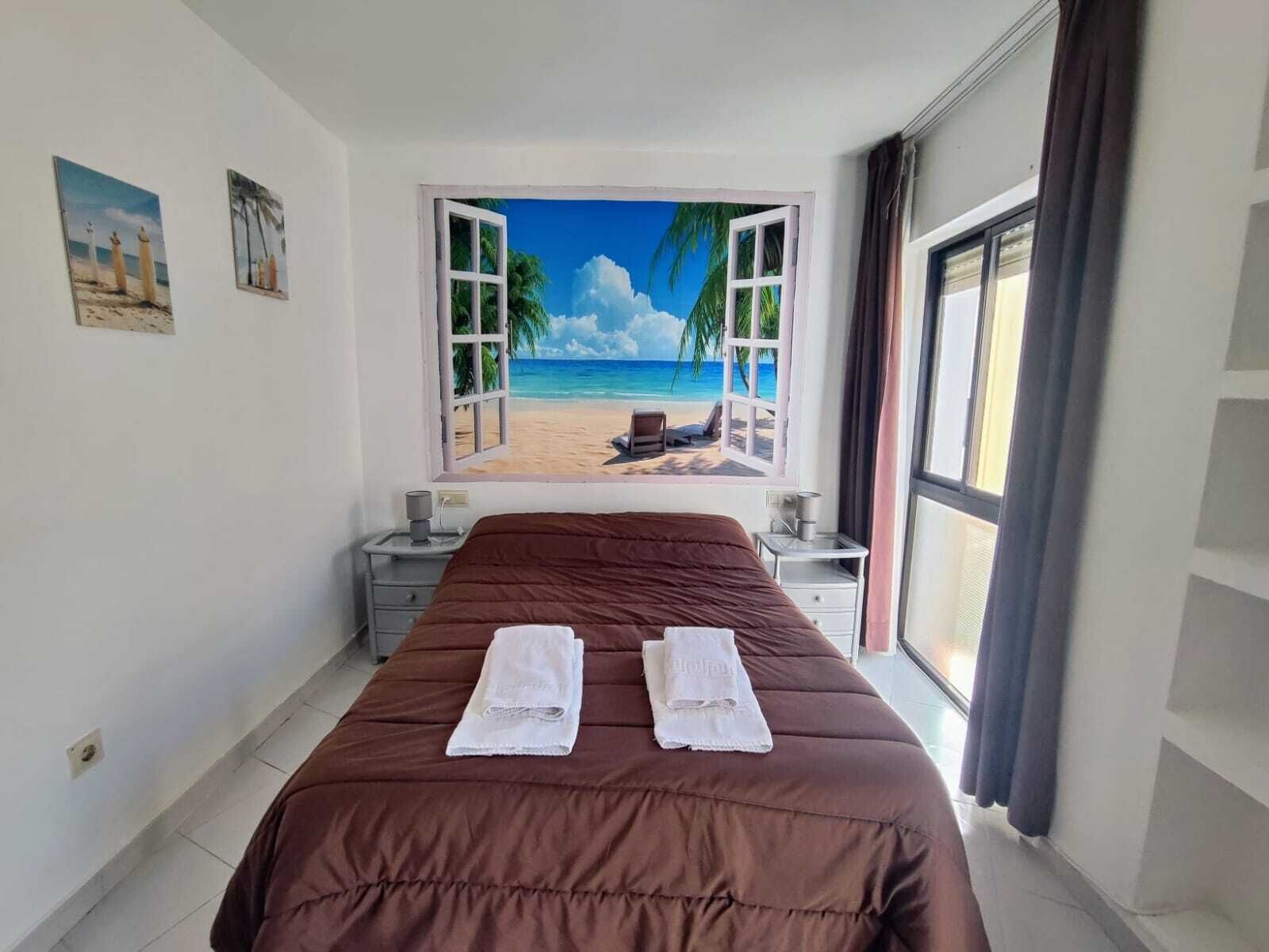 3 chambres, fer et planche à repasser, Wi-Fi, draps fournis