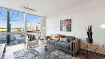 Televisión y oficina