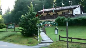 Enceinte de lâhĂ©bergement