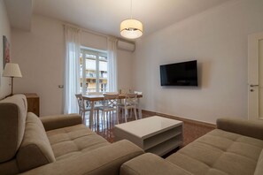 Living area - GuestHost - Trastevere Apartment Roma Portuense (Rome)
