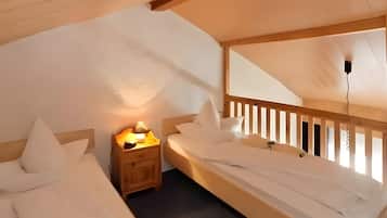 1 bedroom, WiFi, bed sheets