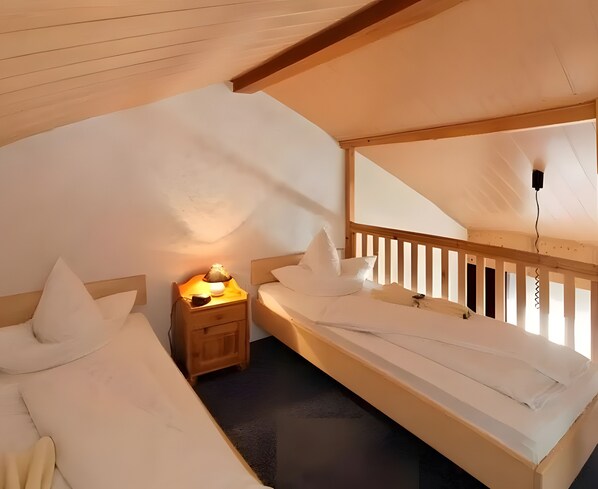 1 bedroom, WiFi, bed sheets