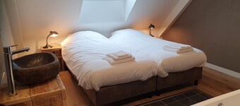 Luxurious 2-person apartment