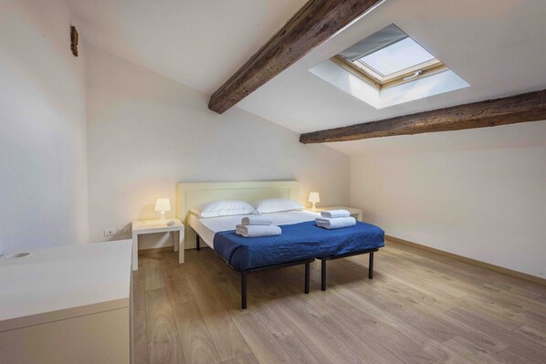 Comfort Duplex, City View | Iron/ironing board, free WiFi - San Zanobi panoramic terrace by MMega (Florence)