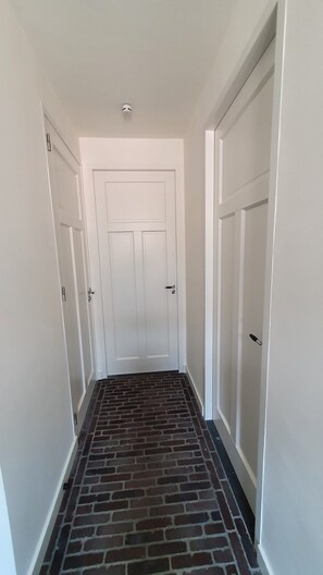 Interior - Spacious 4-6 person apartment (Leidschendam)