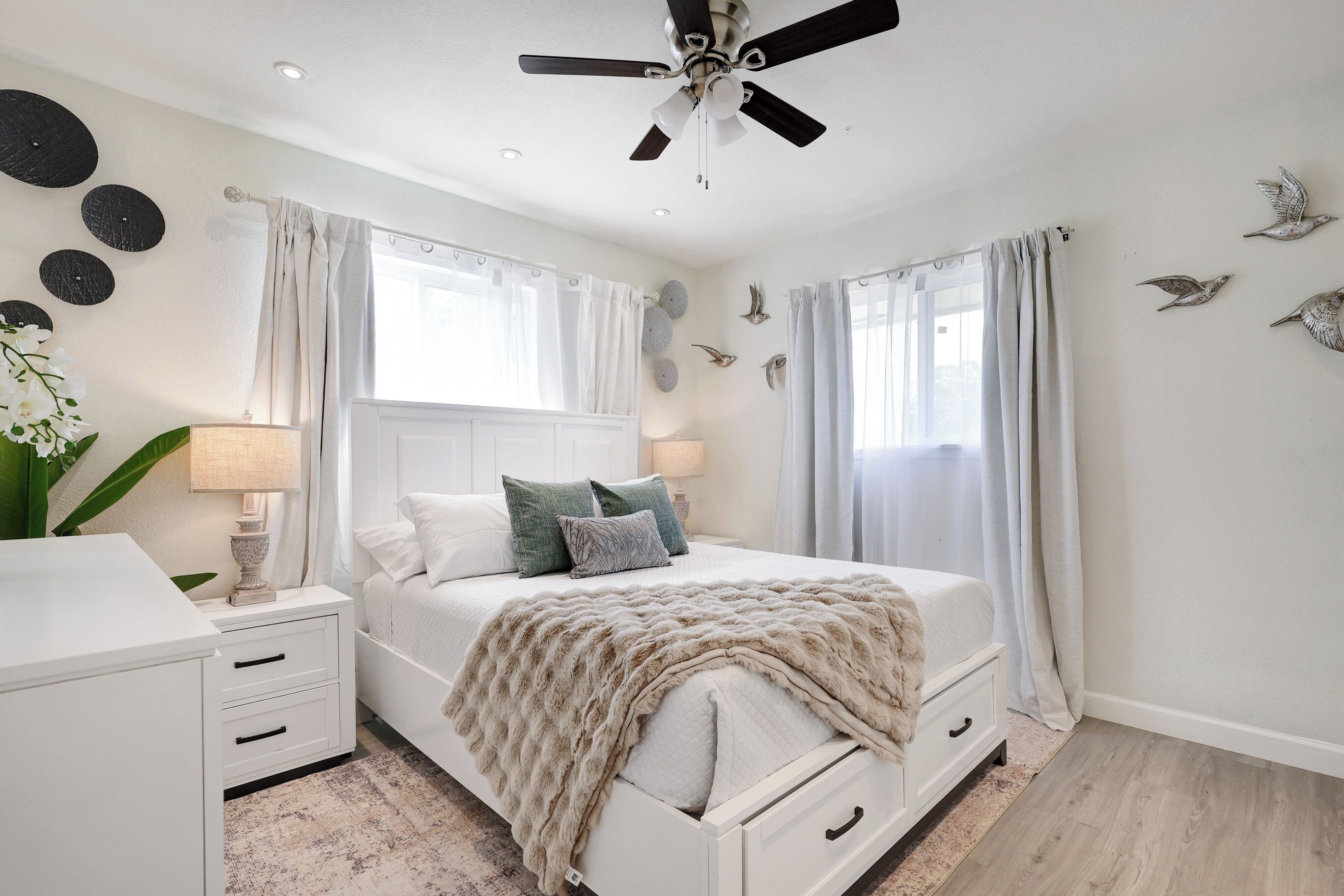 3 多间卧室、办公桌、熨斗/熨衣板、免费 WiFi