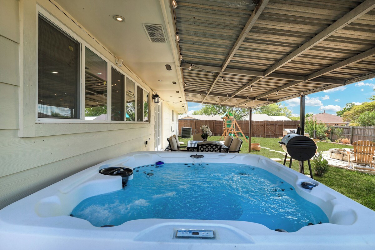 Nr Sea World Hot Tub | Yard BBQ Fire Pit Swing Set