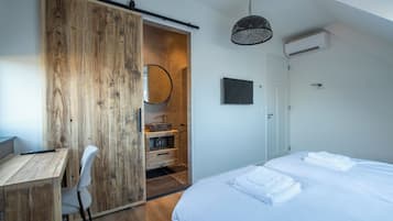 3 bedrooms, Internet