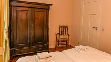 2 Schlafzimmer, Internetzugang