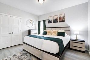 5 bedrooms, desk, iron/ironing board, travel crib
