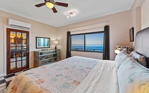 4 bedrooms, desk, iron/ironing board, free WiFi - Central Local - Magens Bay - Postcard Views (St. Thomas)