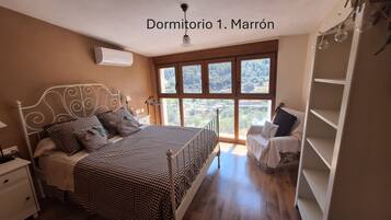 4 habitaciones, tabla de planchar con plancha y wifi gratis