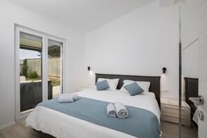 6 chambres, bureau, lit parapluie, Wi-Fi gratuit