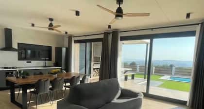 Mountain experience with pool and BBQ in Pozo Alcón