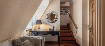 M5 self check-in Boutique Hotel