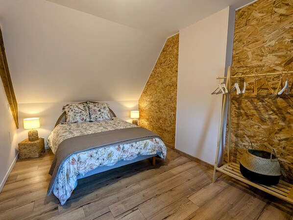 1 dormitorio y ropa de cama