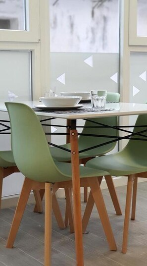 Dining - Suite by Hawkins Exterior 1B (Algeciras)