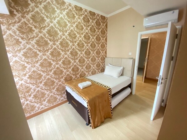 3 Schlafzimmer, Bügeleisen/Bügelbrett, WLAN, Bettwäsche