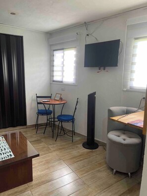 Apartment, 1 Bedroom | Living area