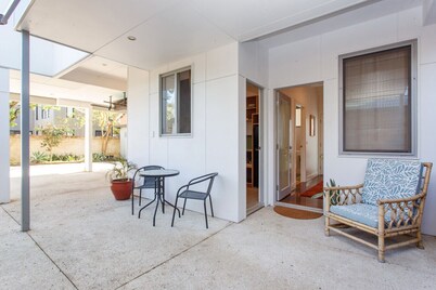 Drift Studio - Cosy Fremantle Hideaway